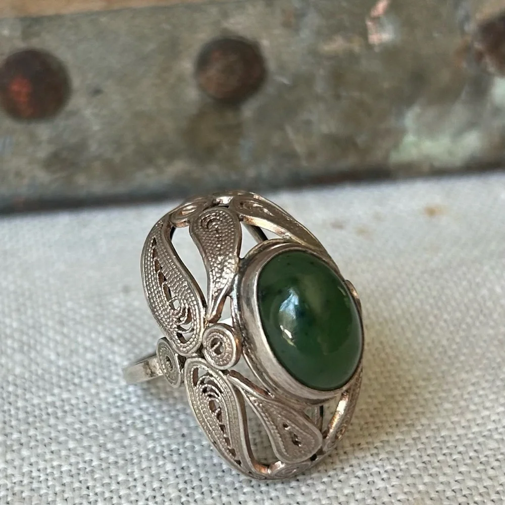 Antique Natural Jade Filigree Ring - Picture 12 of 12